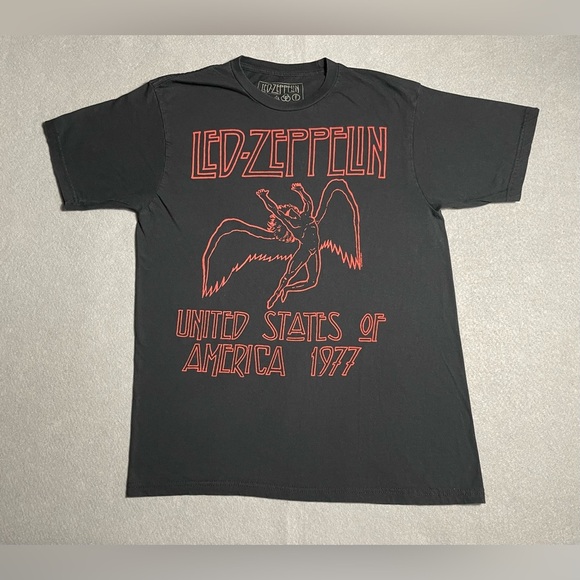 Led Zeppelin 1977 Tour T-Shirt Black Red Graphic Band Tee Size Large Rock USA - Picture 1 of 4